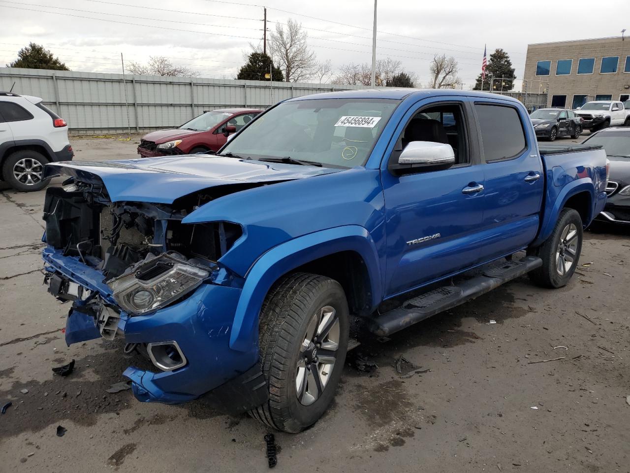 2017 TOYOTA TACOMA DOU