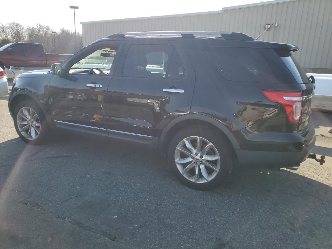 2013 FORD EXPLORER L - Image 2