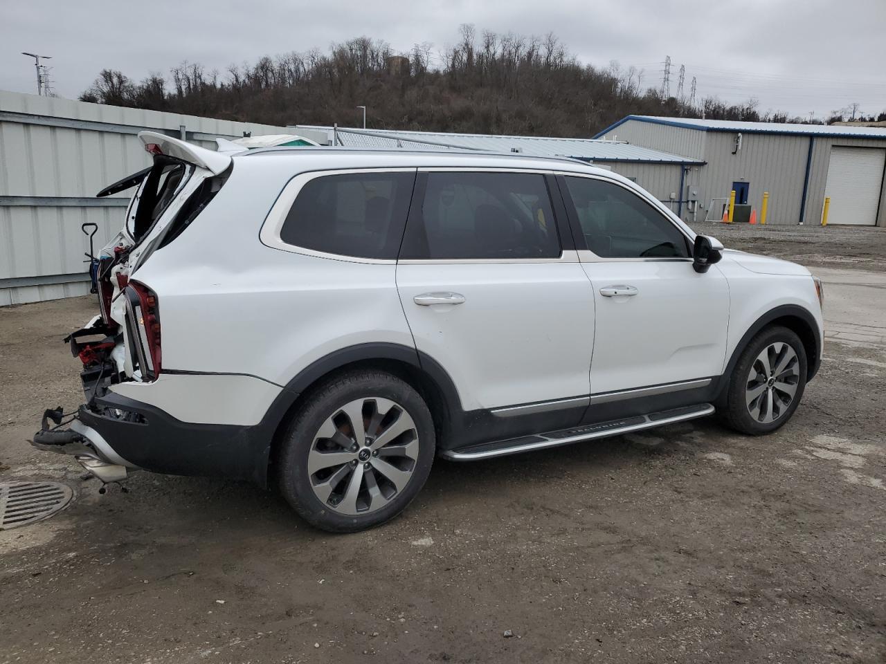 2020 KIA TELLURIDE - Image 3