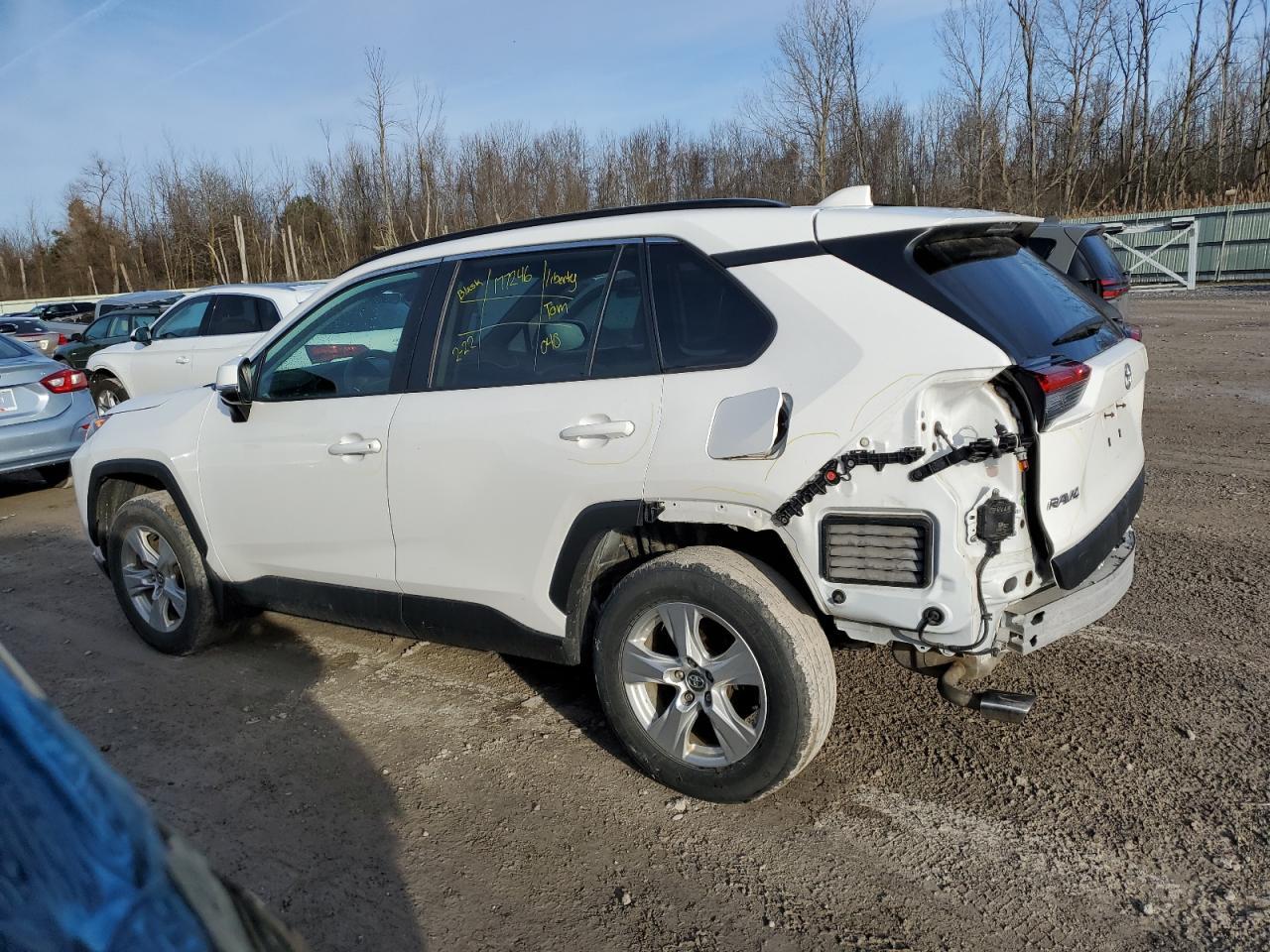 2020 TOYOTA RAV4 XLE - Фото 2