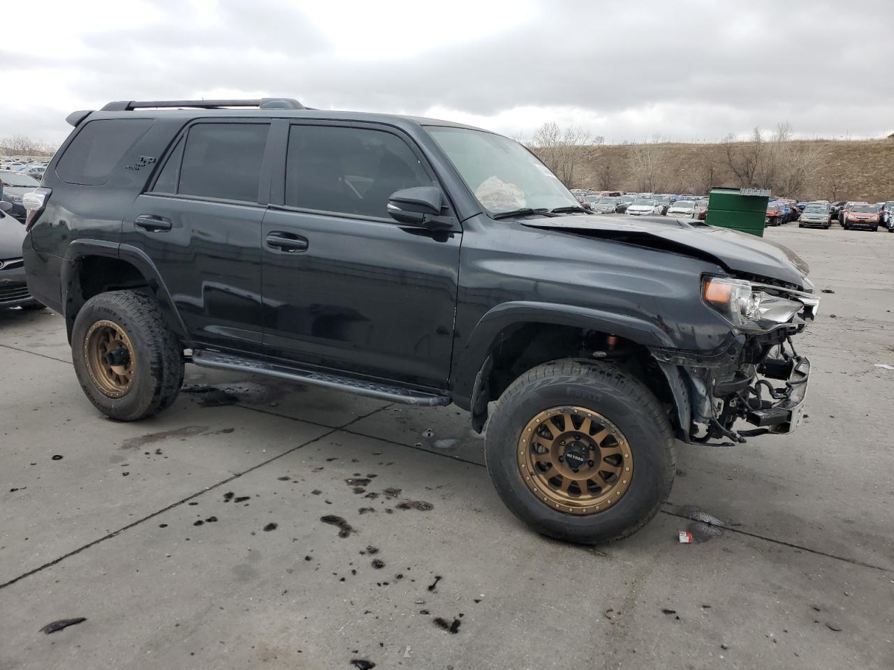 2018 TOYOTA 4RUNNER SR - Image 4