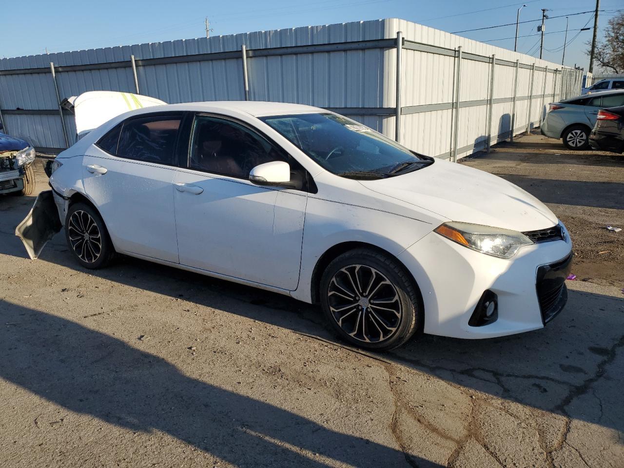 2015 TOYOTA COROLLA L - Image 4