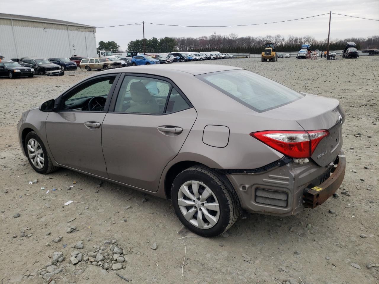 2015 TOYOTA COROLLA L - Фото 2