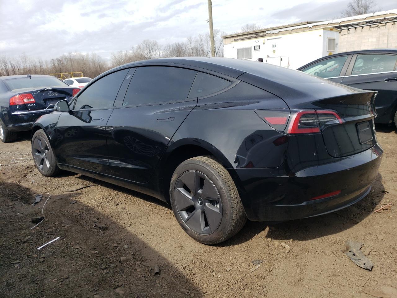 2023 TESLA MODEL 3 - Фото 2