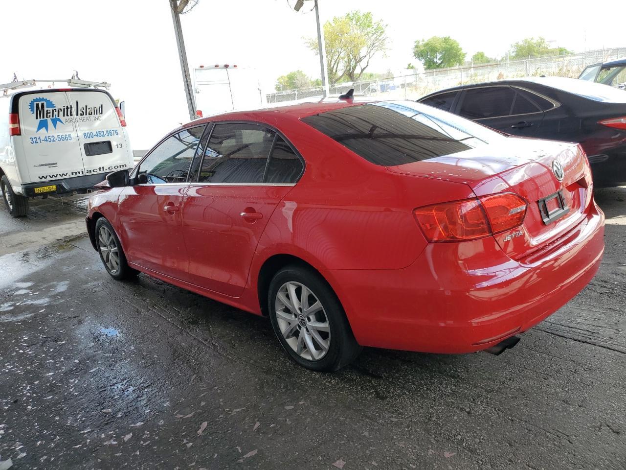 2014 VOLKSWAGEN JETTA SE - Image 2