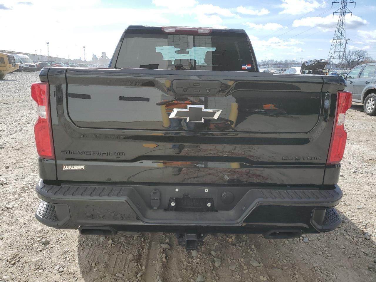 2021 CHEVROLET SILVERADO - Фото 6