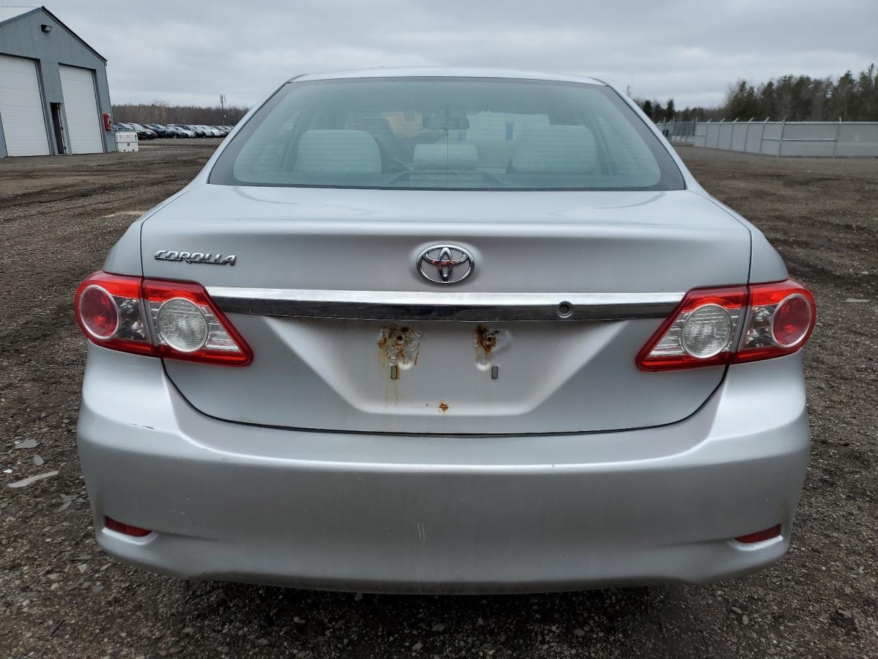 2013 TOYOTA COROLLA BA - Фото 6