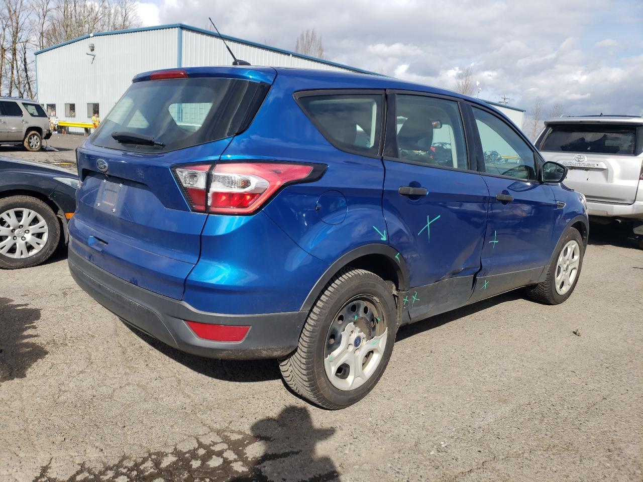 2017 FORD ESCAPE S - Image 3