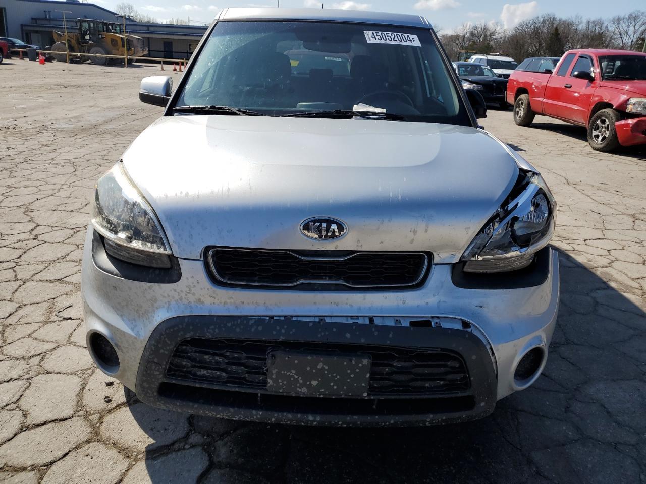 2013 KIA SOUL + - Image 5