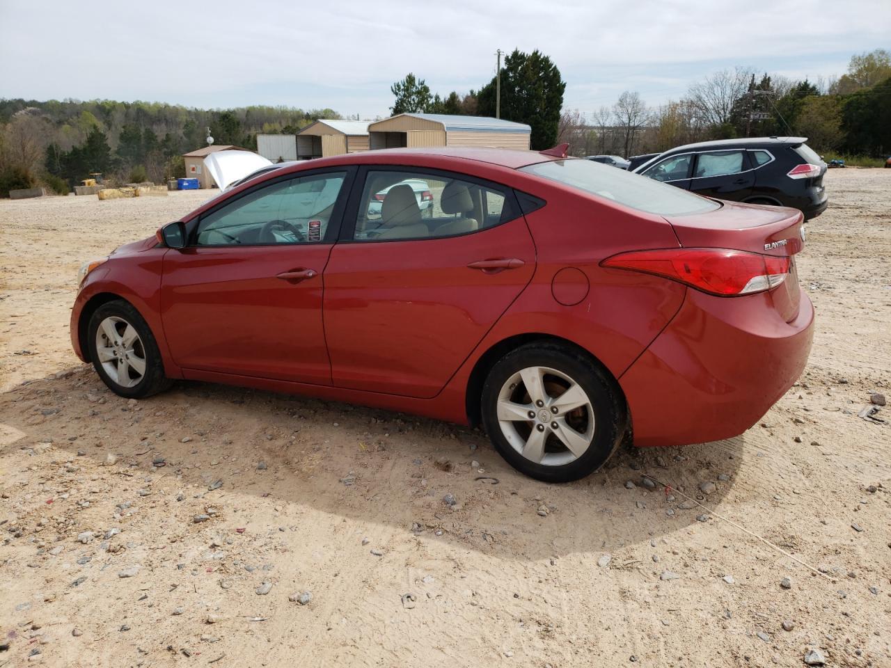 2013 HYUNDAI ELANTRA GL - Image 2