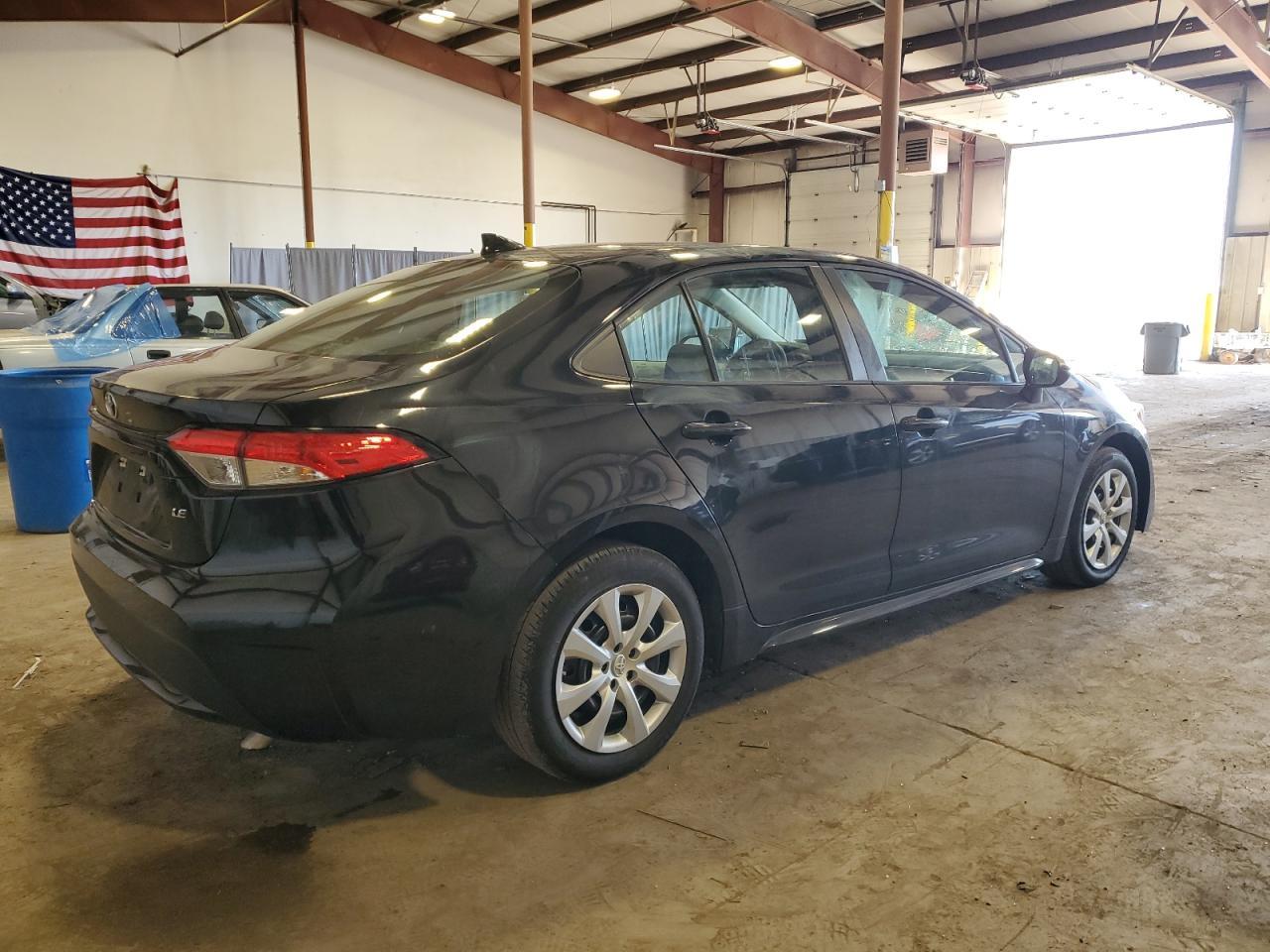 2020 TOYOTA COROLLA LE - Фото 3