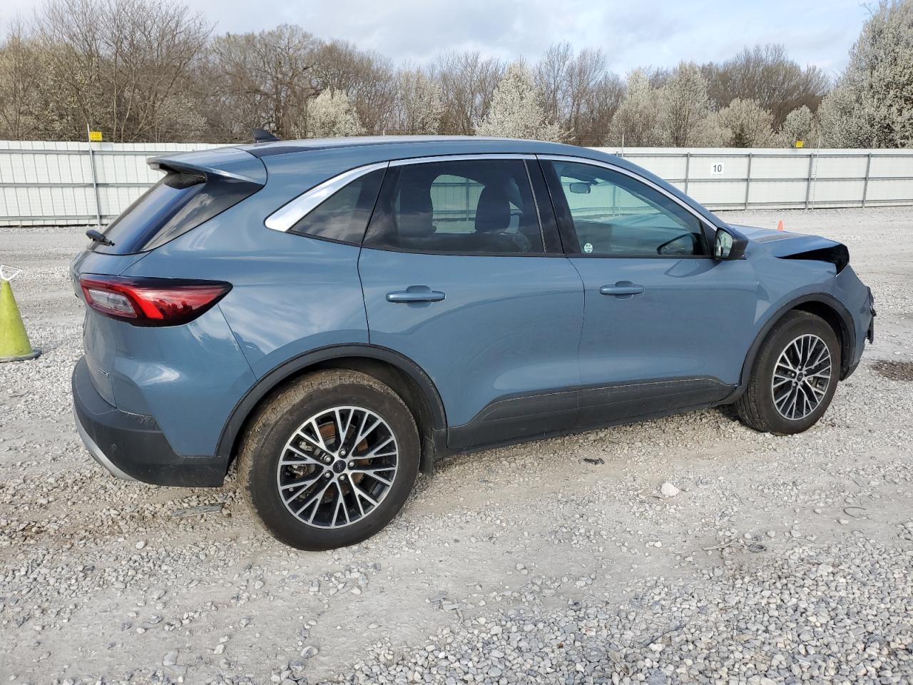 2023 FORD ESCAPE ACT - Image 3