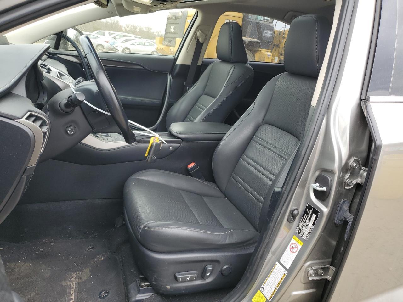 2017 LEXUS NX 200T BA - Фото 7