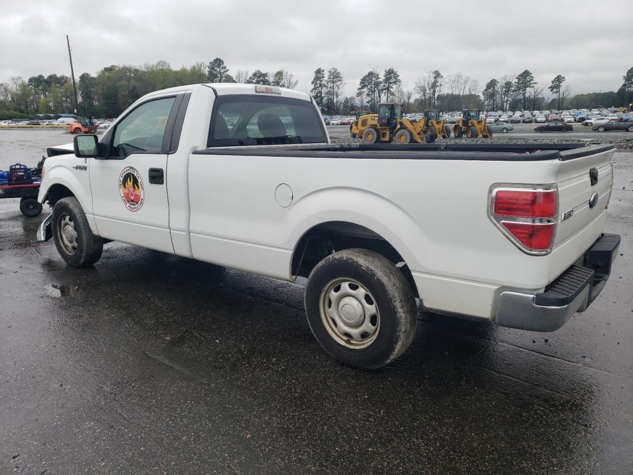 2010 FORD F150 - Image 2