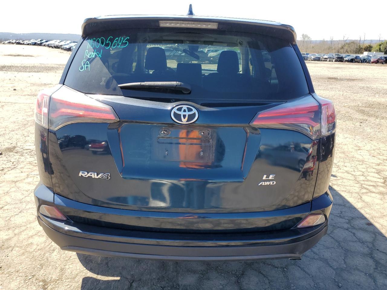 2018 TOYOTA RAV4 LE - Image 6