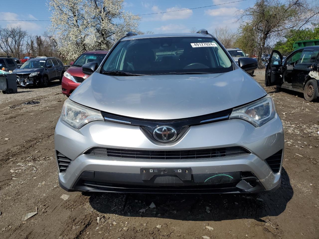 2017 TOYOTA RAV4 LE - Фото 5