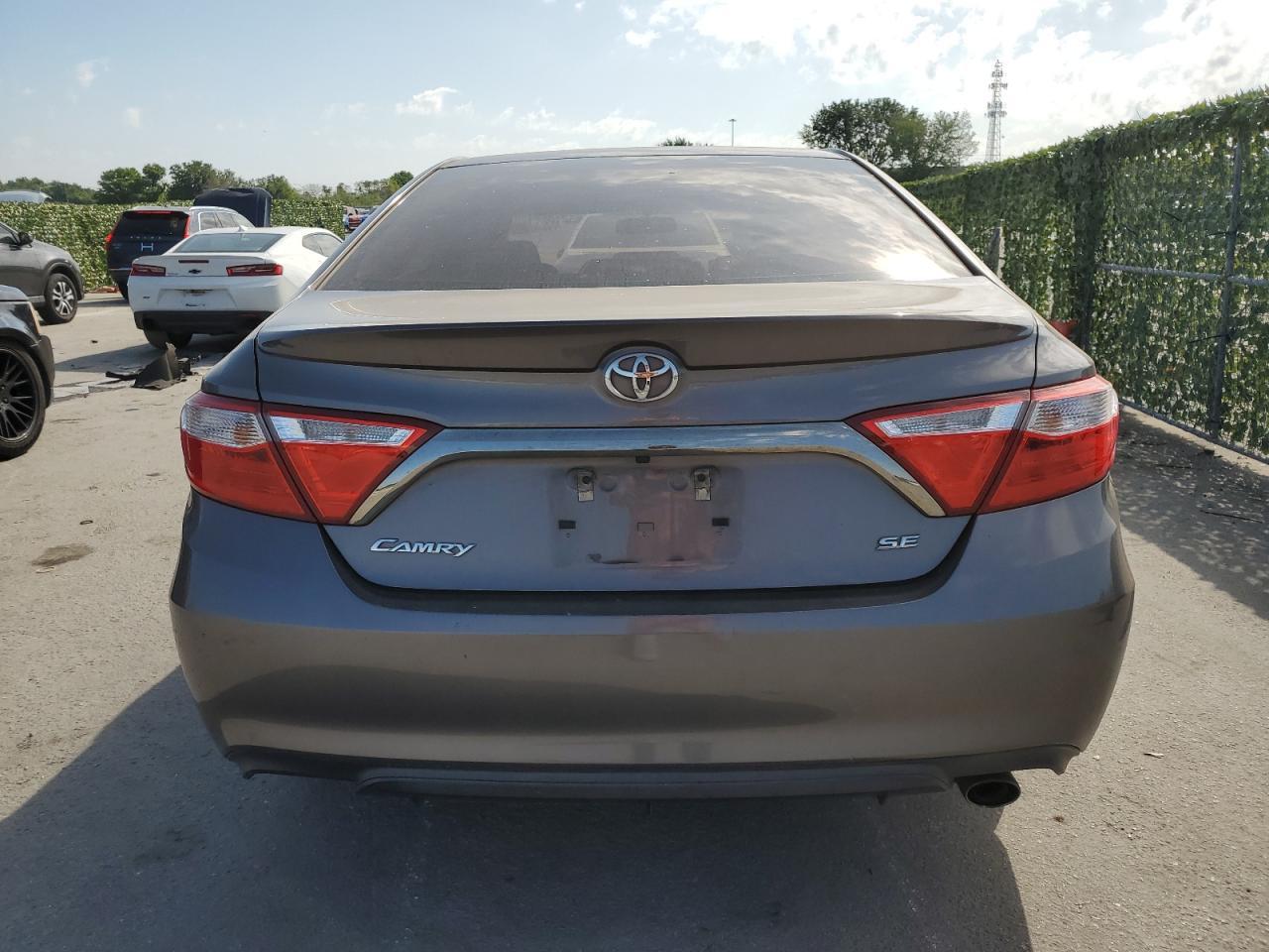 2017 TOYOTA CAMRY LE - Фото 6