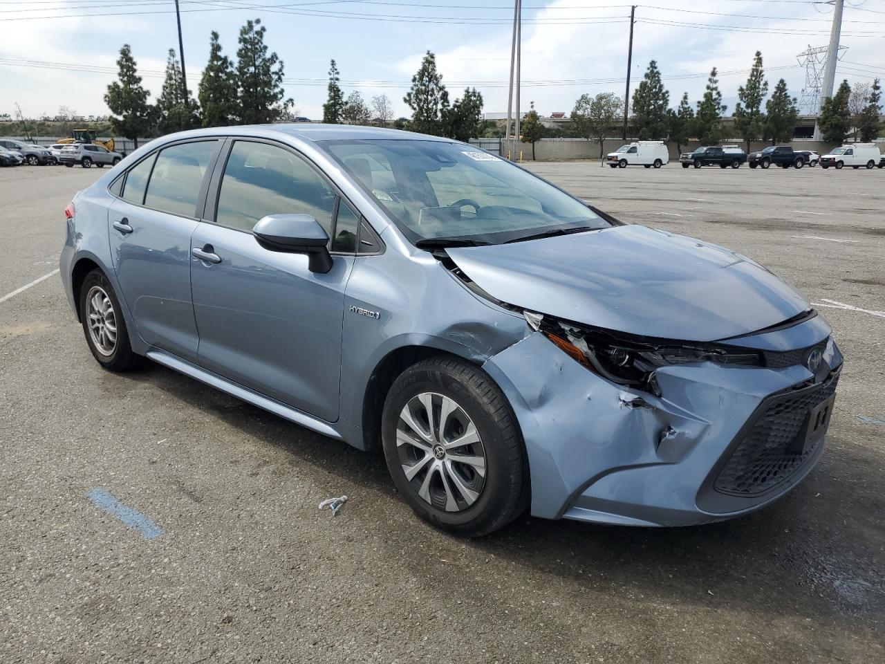 2021 TOYOTA COROLLA LE - Фото 4