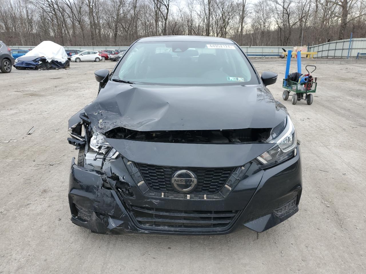 2021 NISSAN VERSA SV - Фото 5