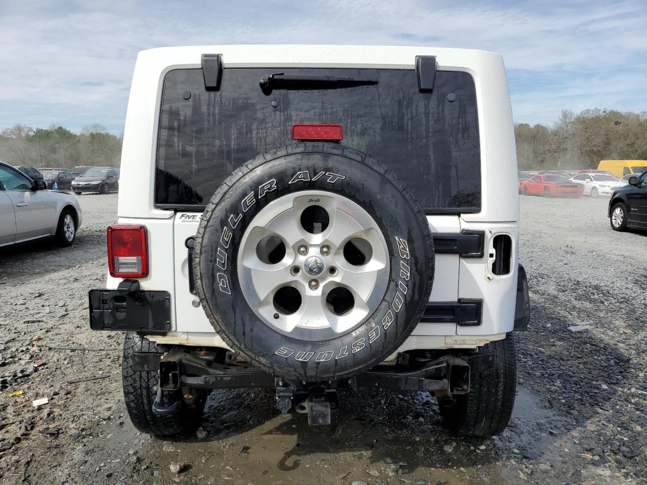 2014 JEEP WRANGLER U - Image 6