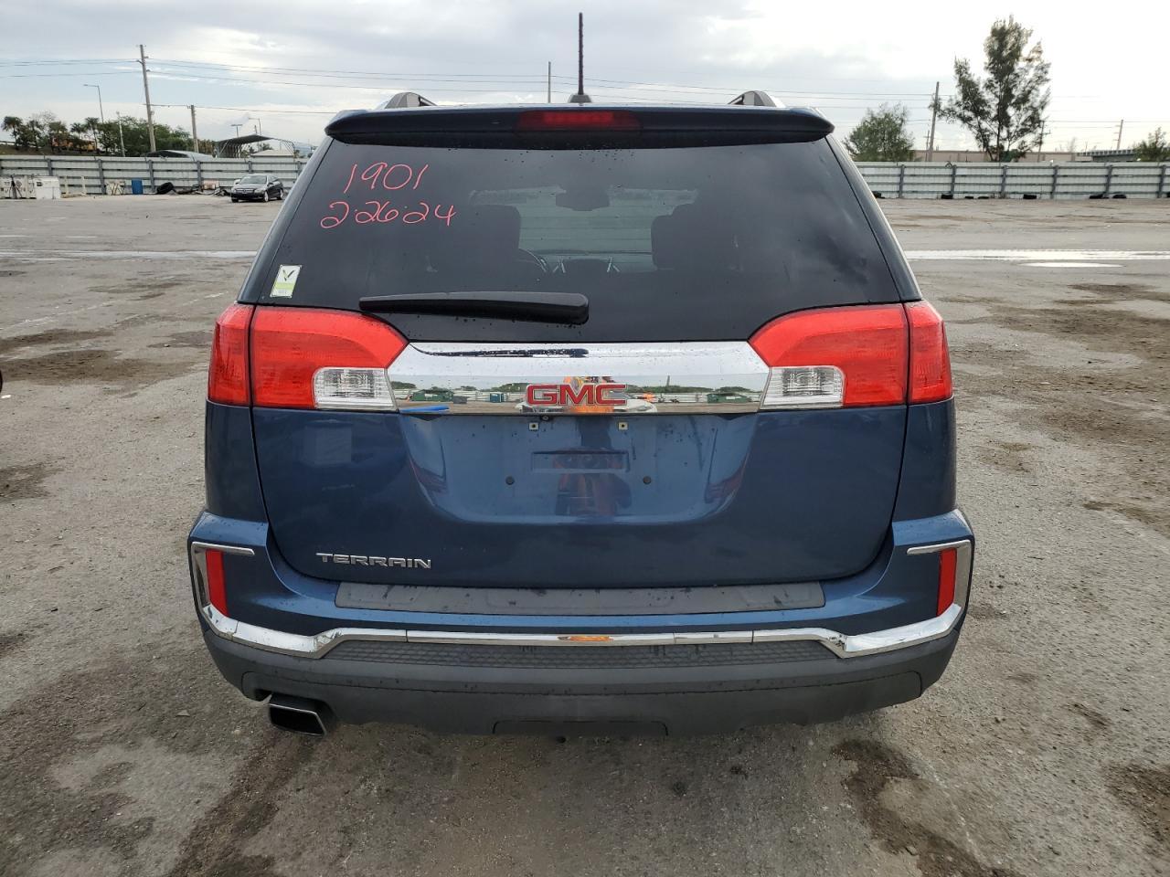 2016 GMC TERRAIN SL - Image 6