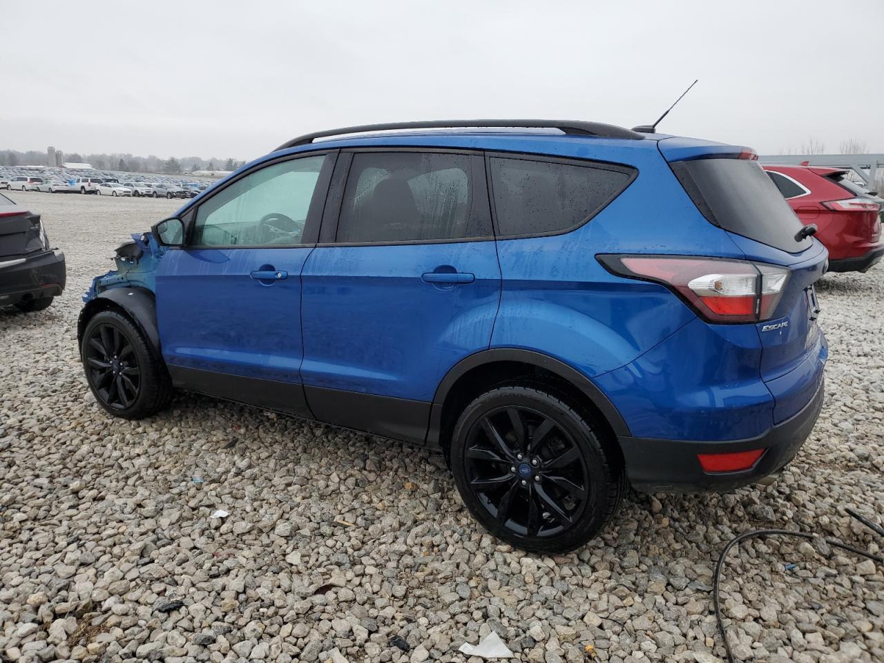2017 FORD ESCAPE SE - Фото 2
