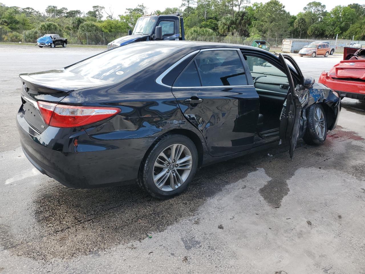 2017 TOYOTA CAMRY LE - Image 3
