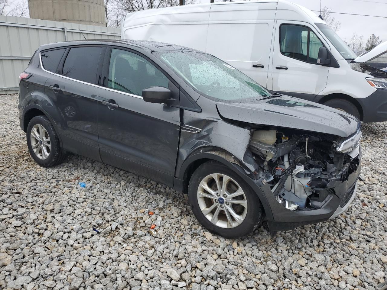 2017 FORD ESCAPE SE - Фото 4