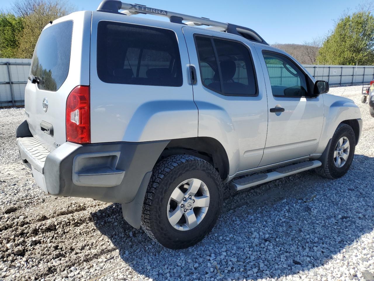 2010 NISSAN XTERRA OFF - Фото 3