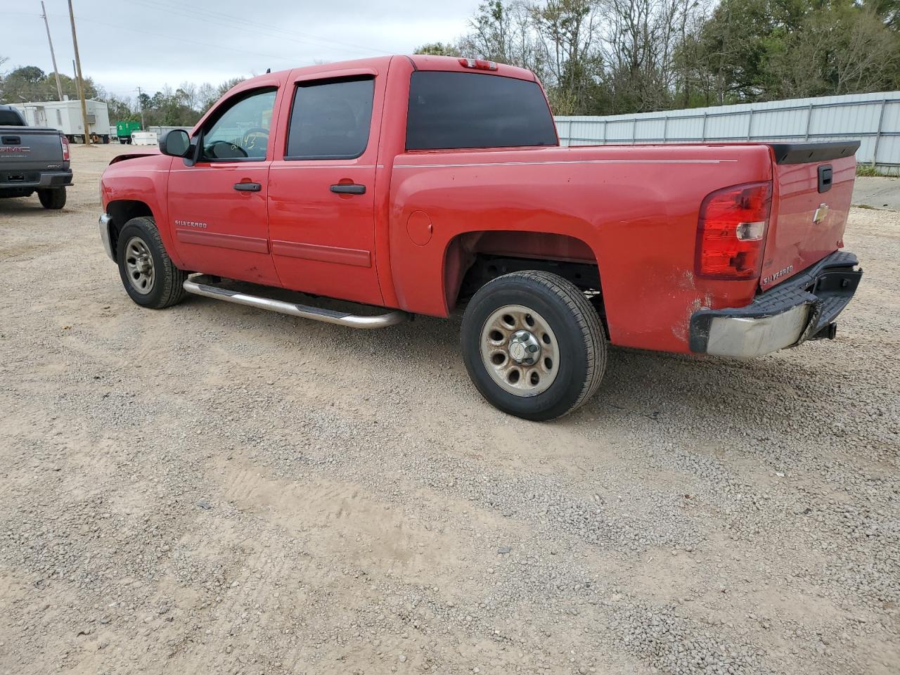 2012 CHEVROLET SILVERADO - Image 2