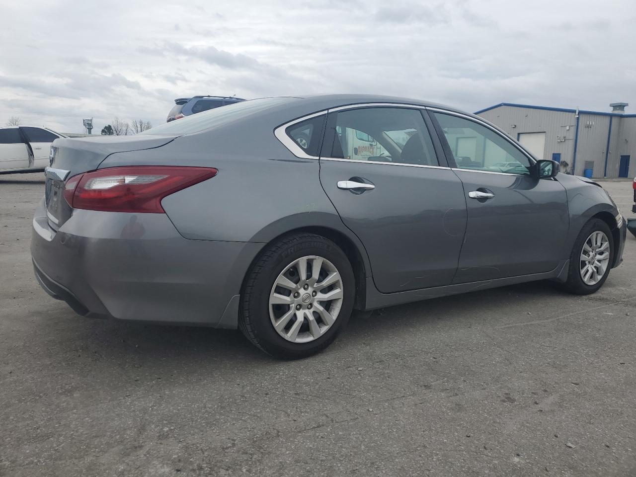 2018 NISSAN ALTIMA 2.5 - Фото 3