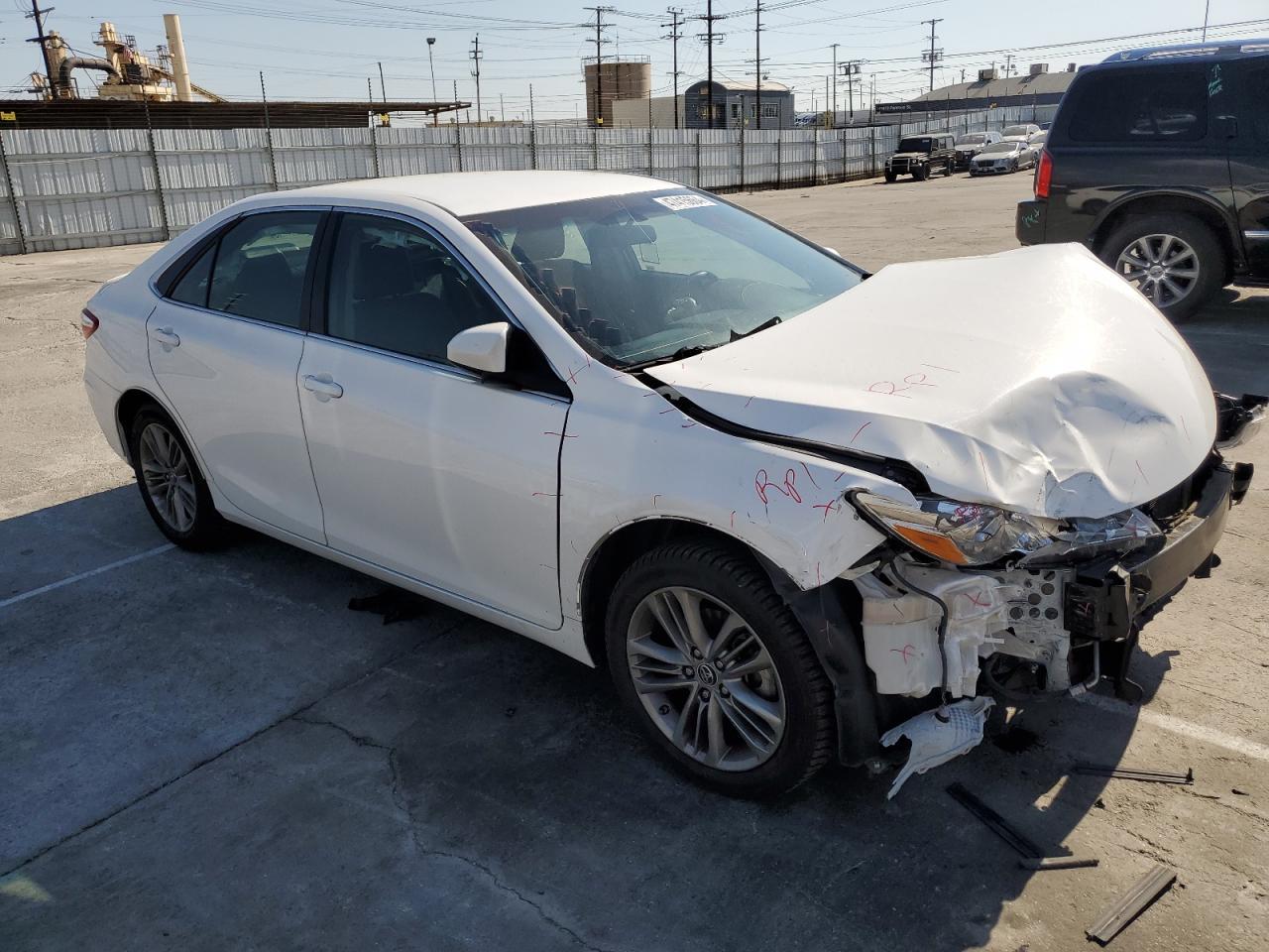 2016 TOYOTA CAMRY LE - Фото 4