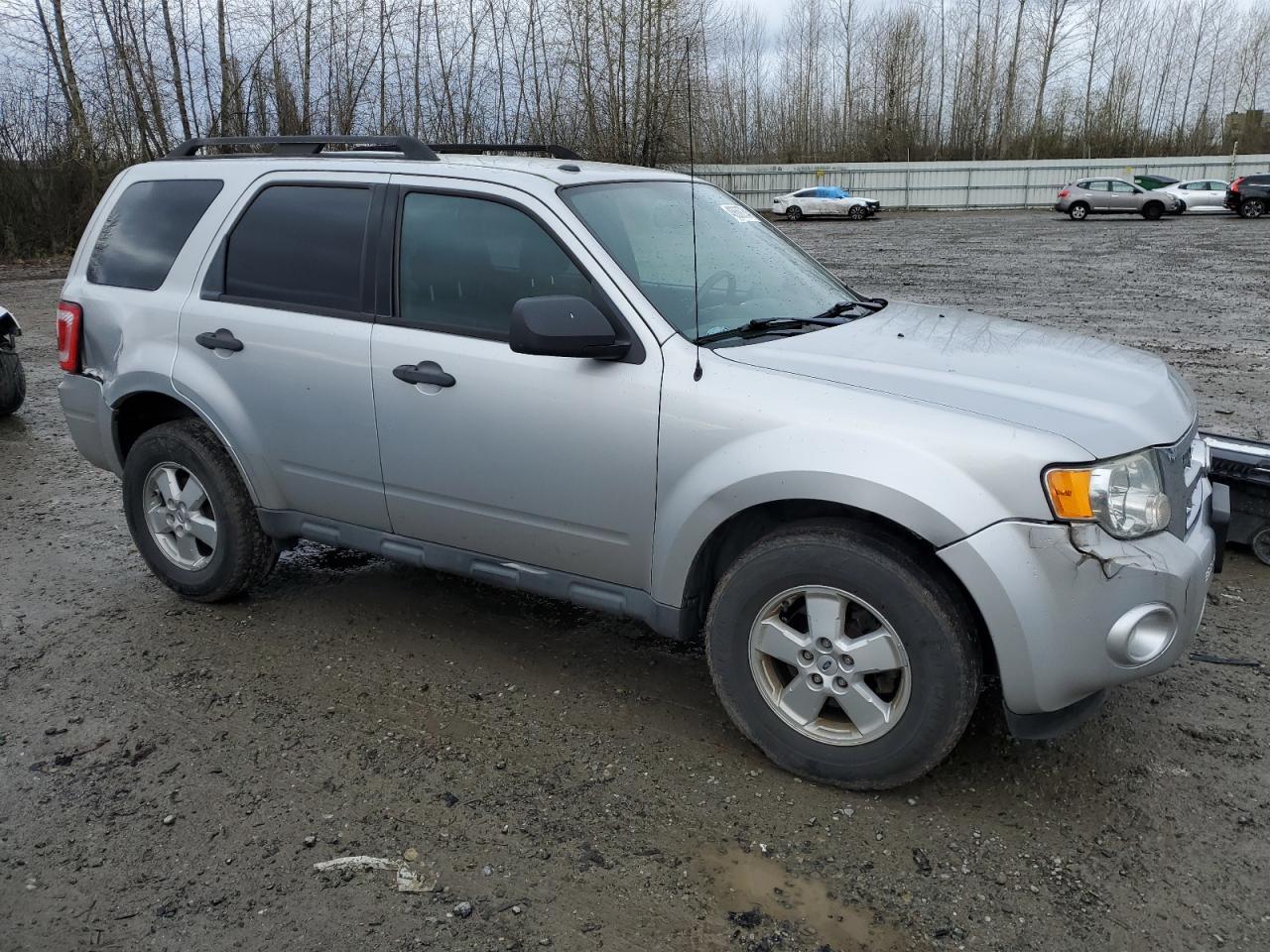 2010 FORD ESCAPE XLT - Фото 4