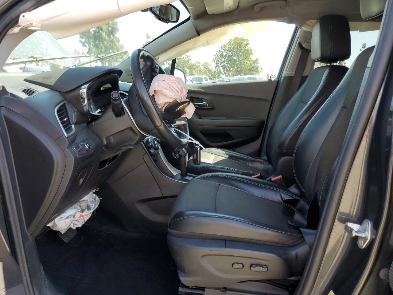 2018 CHEVROLET TRAX 1LT - Image 7