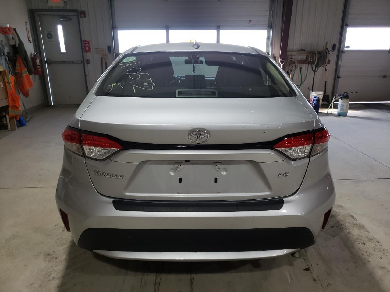 2022 TOYOTA COROLLA LE - Фото 6