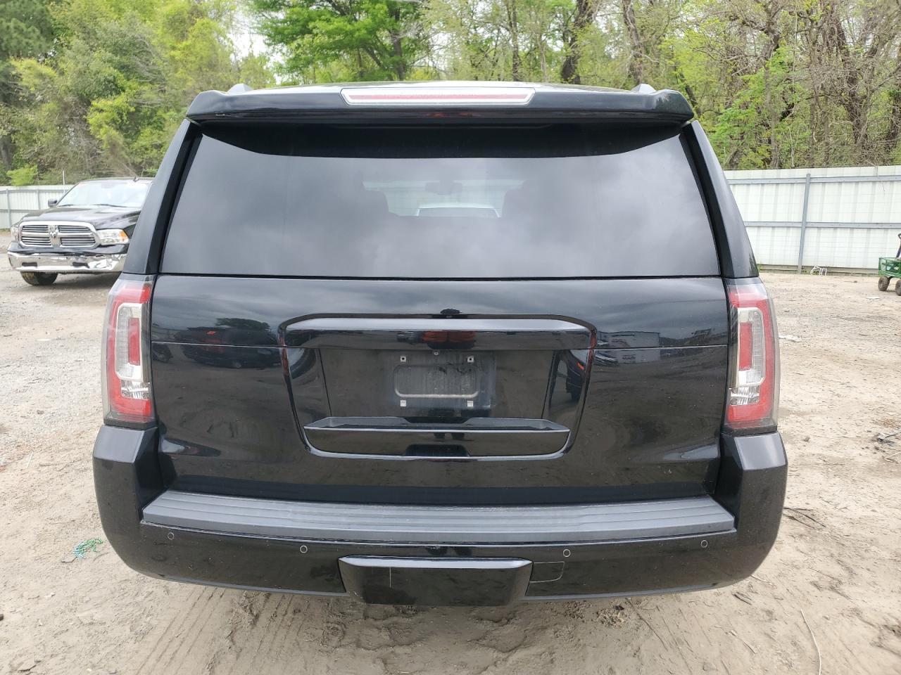 2016 GMC YUKON SLE - Фото 6