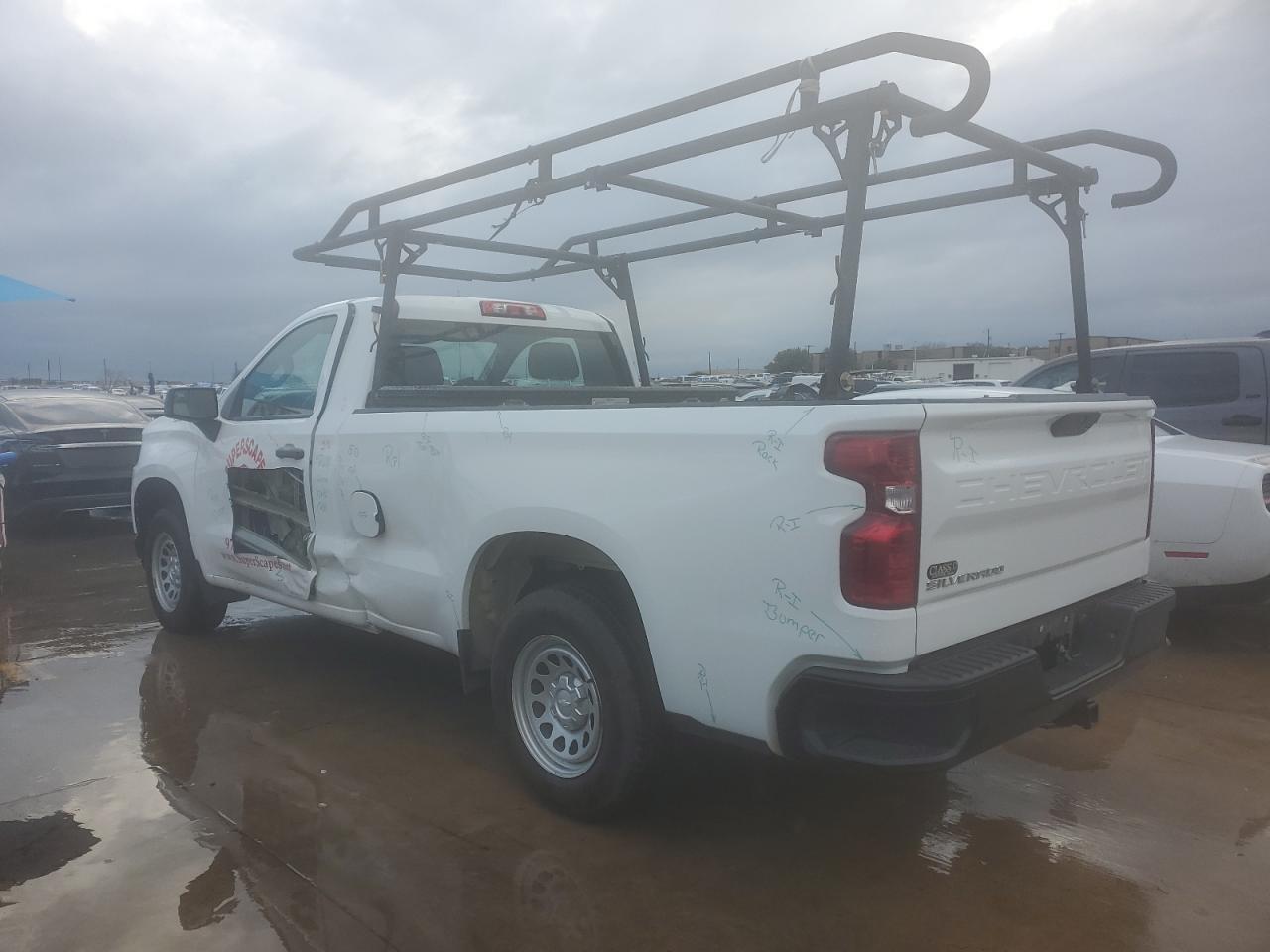 2021 CHEVROLET SILVERADO - Image 2