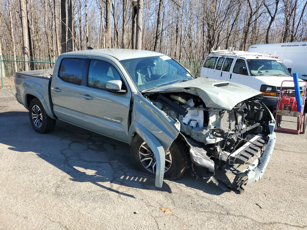 2023 TOYOTA TACOMA DOU - Фото 4
