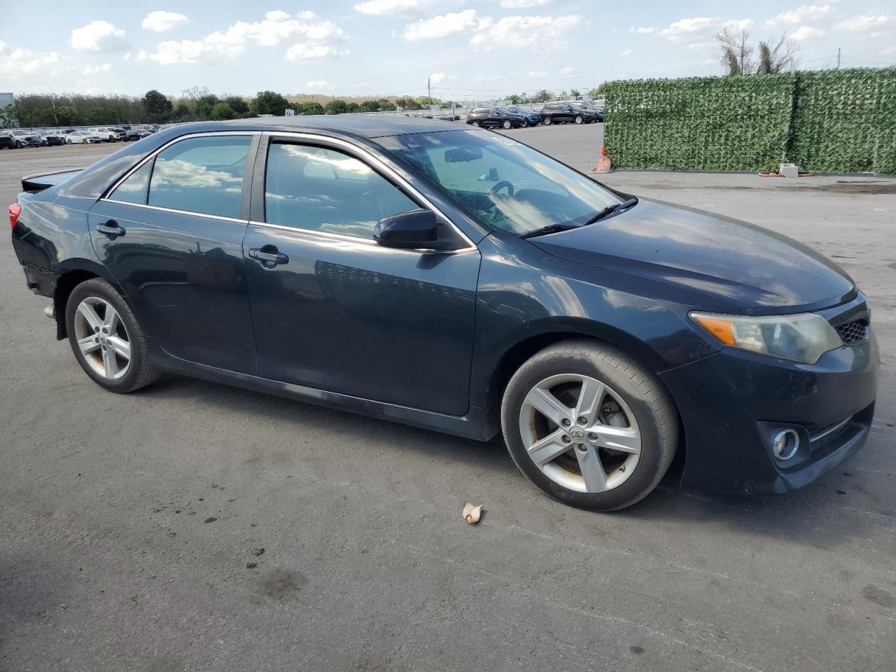 2013 TOYOTA CAMRY L - Image 4