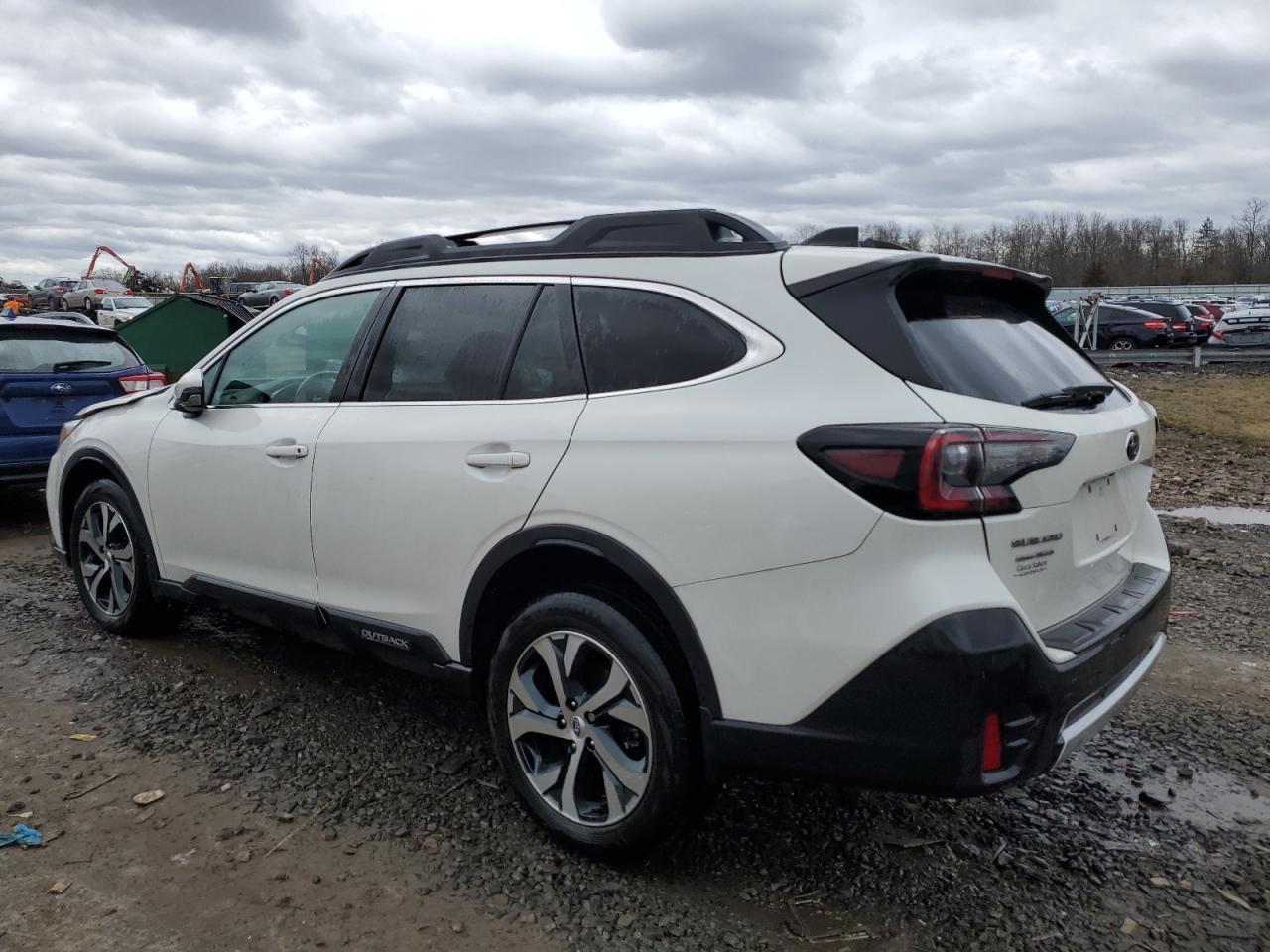 2021 SUBARU OUTBACK LI - Image 2