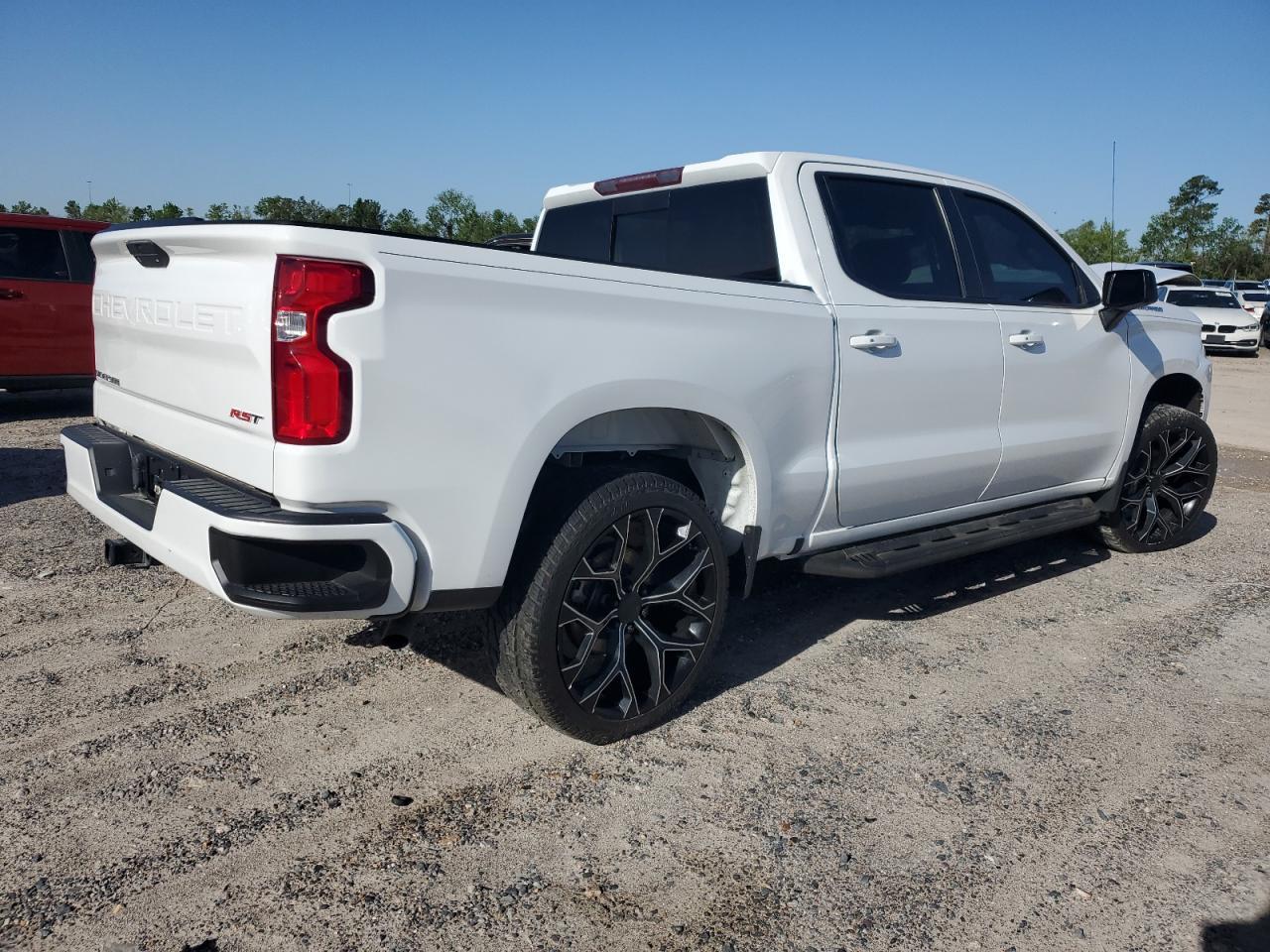 2019 CHEVROLET SILVERADO - Фото 3
