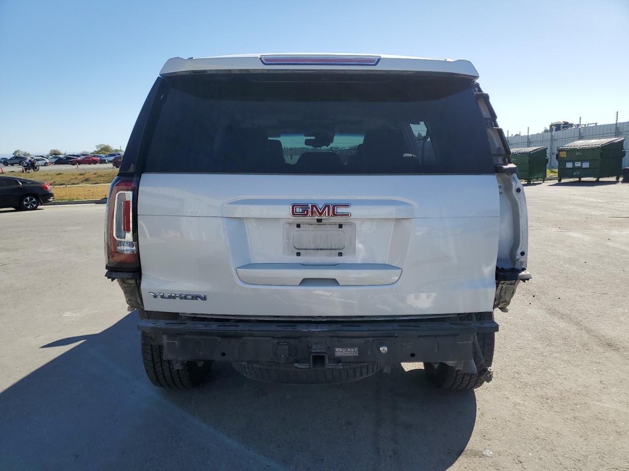 2016 GMC YUKON SLT - Фото 6