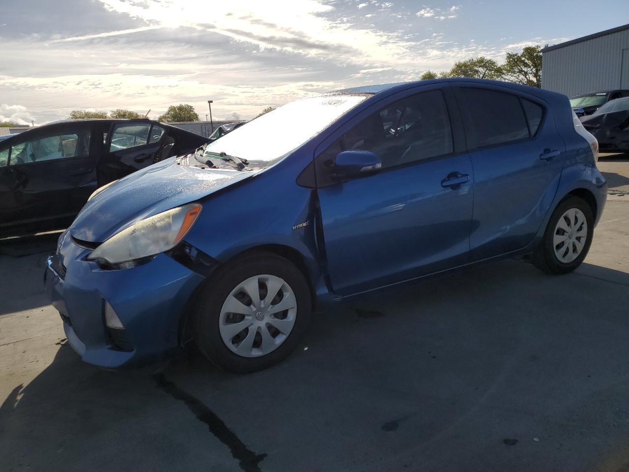 2013 TOYOTA PRIUS C