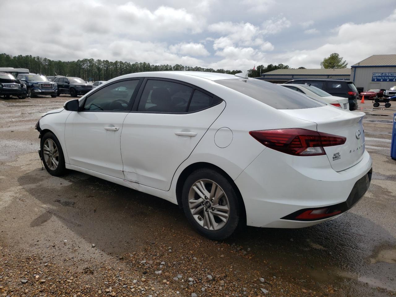 2019 HYUNDAI ELANTRA SE - Фото 2