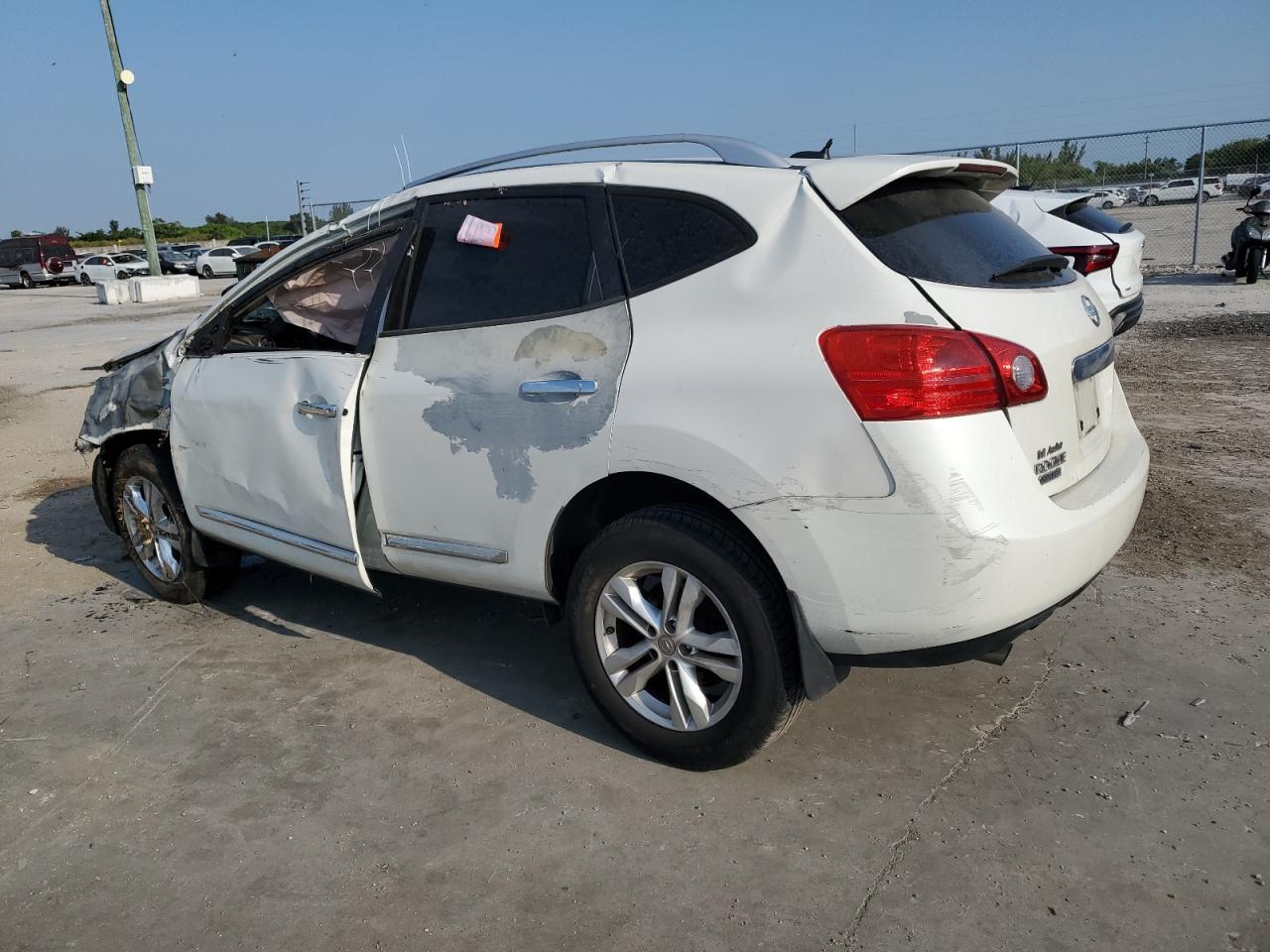 2015 NISSAN ROGUE SELE - Image 2