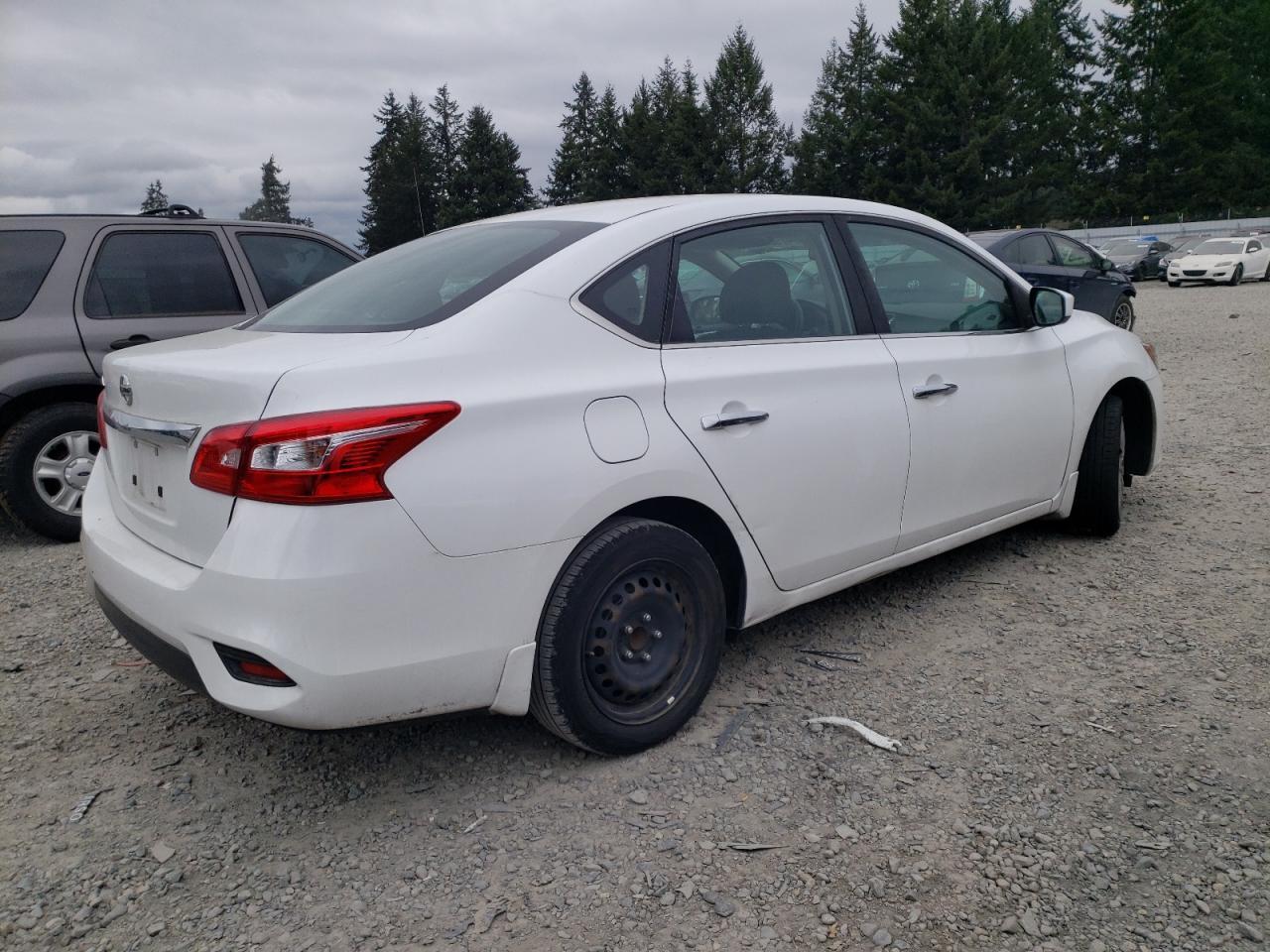 2017 NISSAN SENTRA S - Фото 3