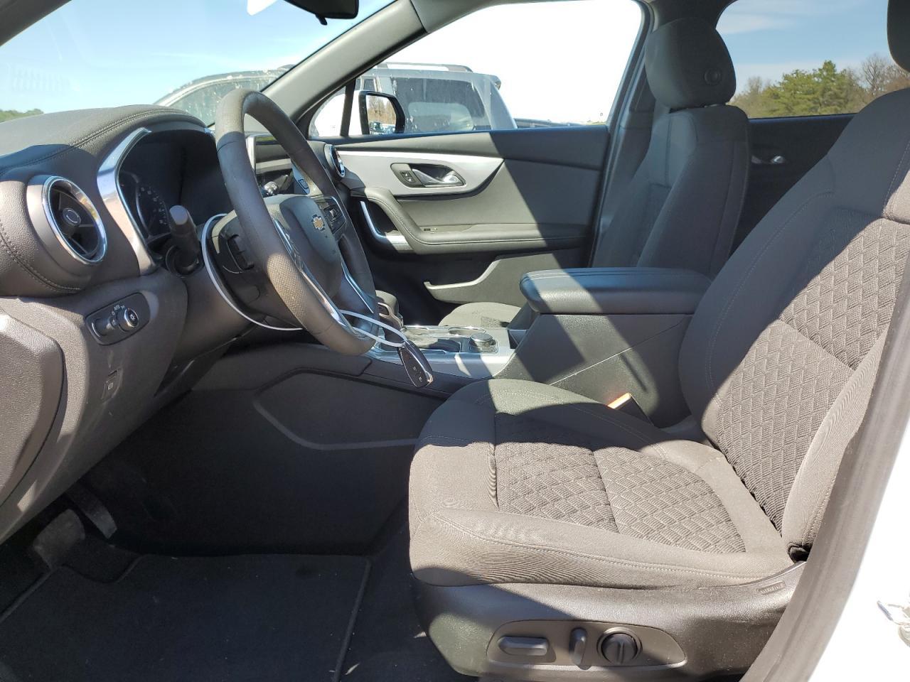 2022 CHEVROLET BLAZER 2LT - Image 7