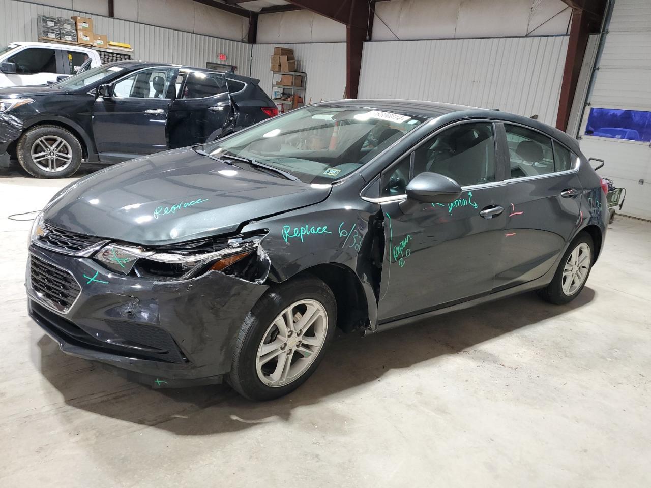 2017 CHEVROLET CRUZE LT