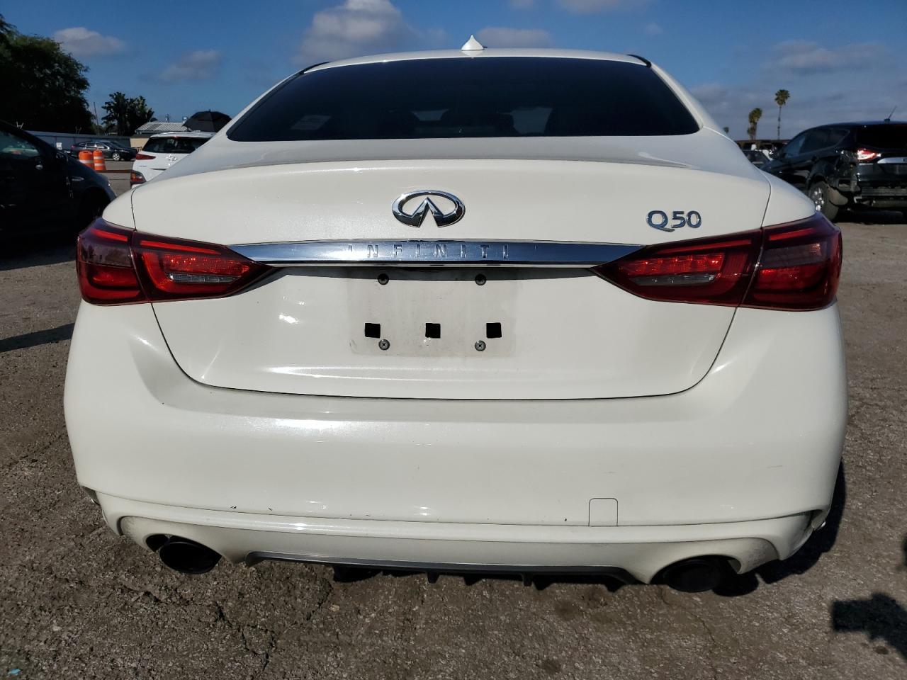 2018 INFINITI Q50 LUXE - Фото 6