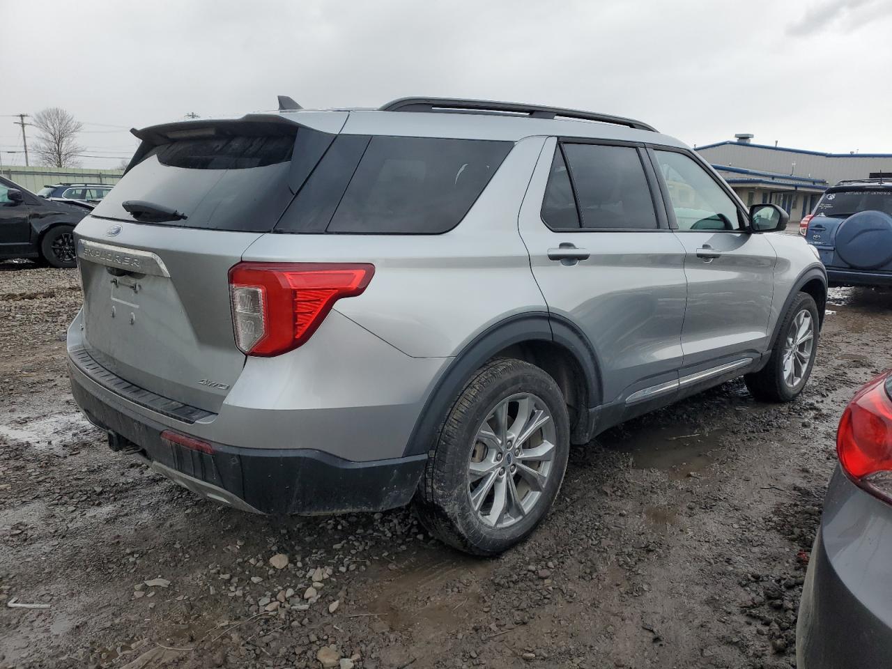 2023 FORD EXPLORER X - Фото 3